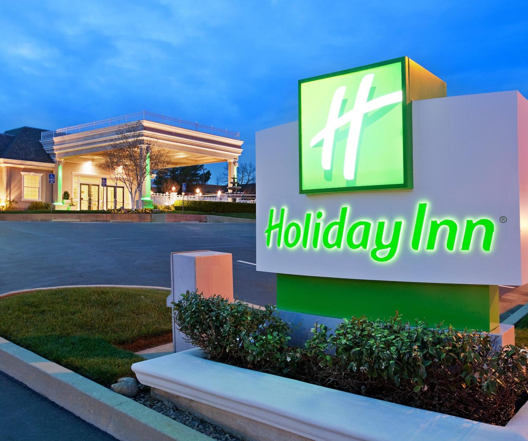 Holiday Inn Redding, An Ihg Hotel Exterior foto